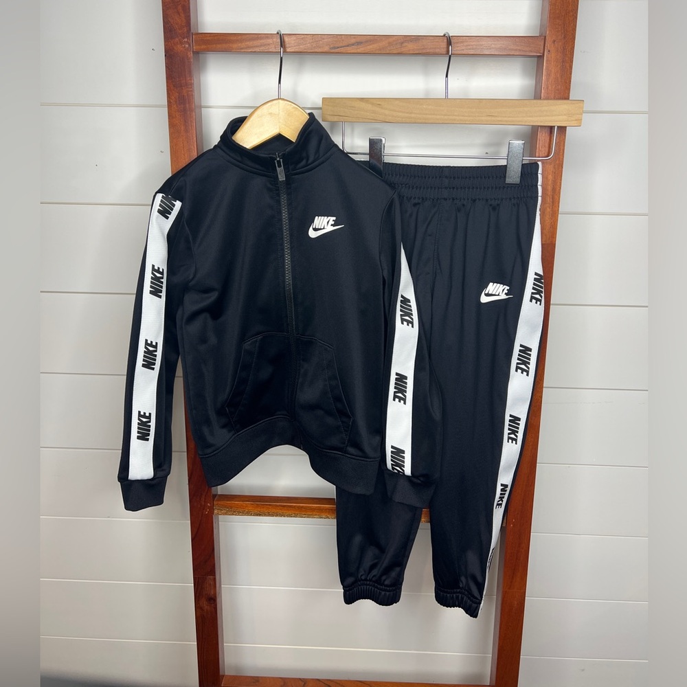 Boys Nike Black and White Tracksuit Set